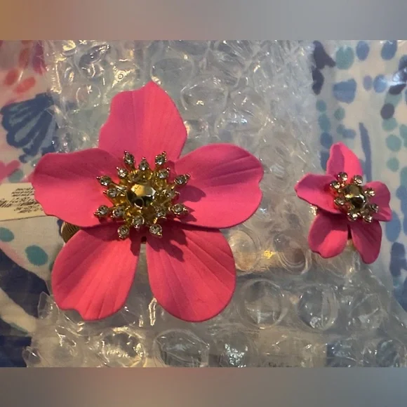 Lilly Pulitzer NWT IN BAG! ‘Roxie Pink’ Orchid Flower Bracelet - Picture 3 of 9